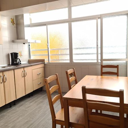 Apartamento En Pleno Centro De 内尔哈 外观 照片